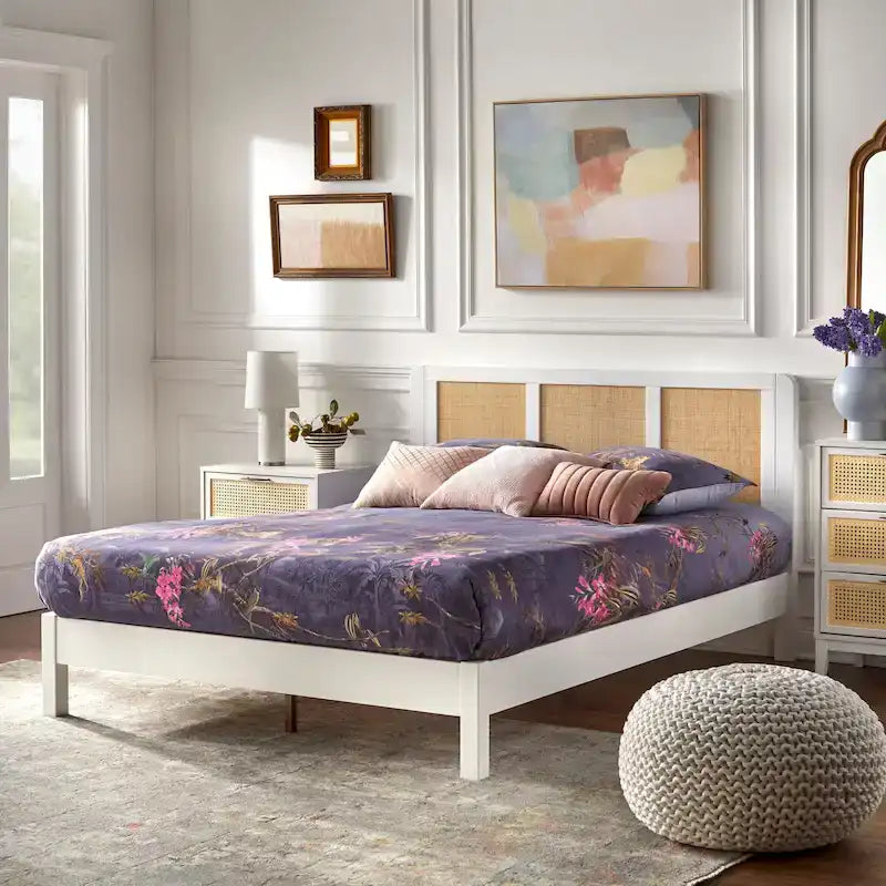 Lifestorey Larkin Mid-Century Queen Platform Bed