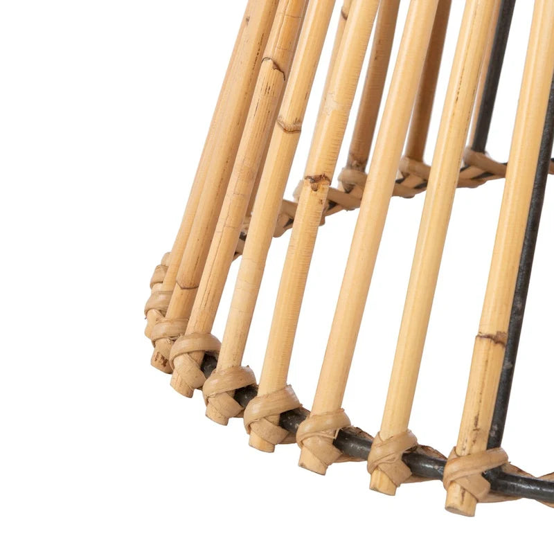 SAFAVIEH Abigail Coastal Round Accent Table - 23 W x 23 L x 20.1 H - 23Wx23Dx20H