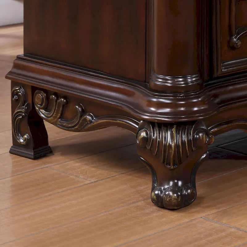 Furniture of America Eugene Traditional Solid Wood Chest with Felt-lined Top Drawer and Cedarwood-lined Drawer